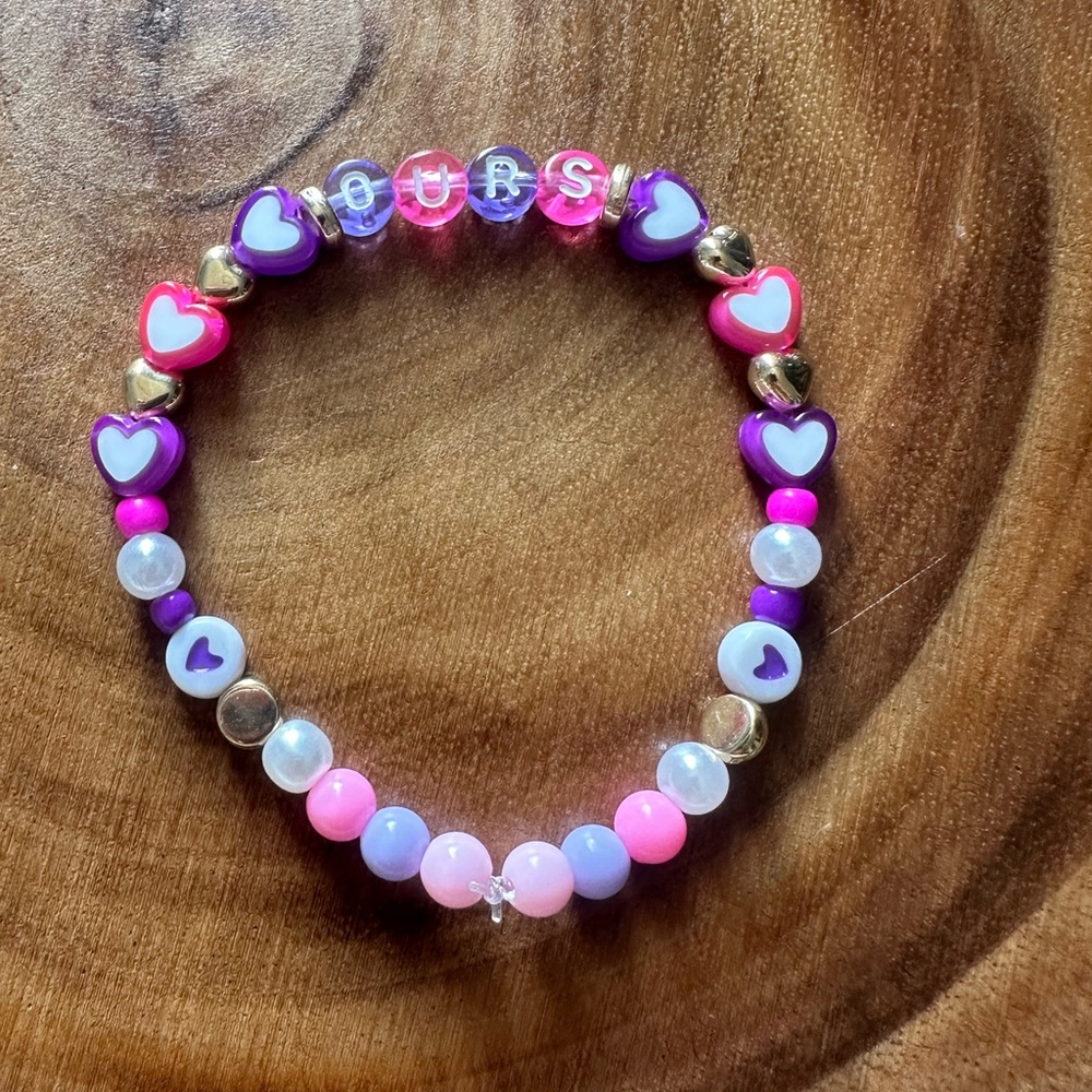 Taylor Swift Handmade Friendship Beaded Bracelet
“Ours”
